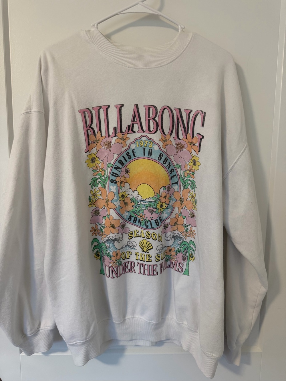 Women’s Billabong Crewneck Sweatshirt Small